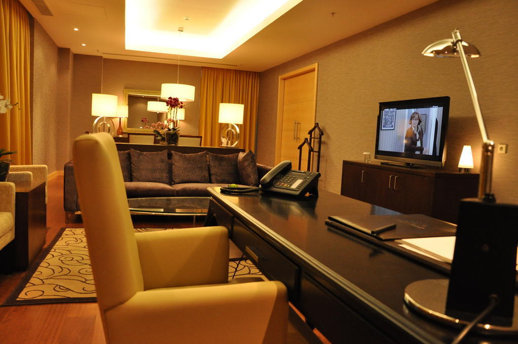 Hotel Grand Swiss Erbil Kamer foto