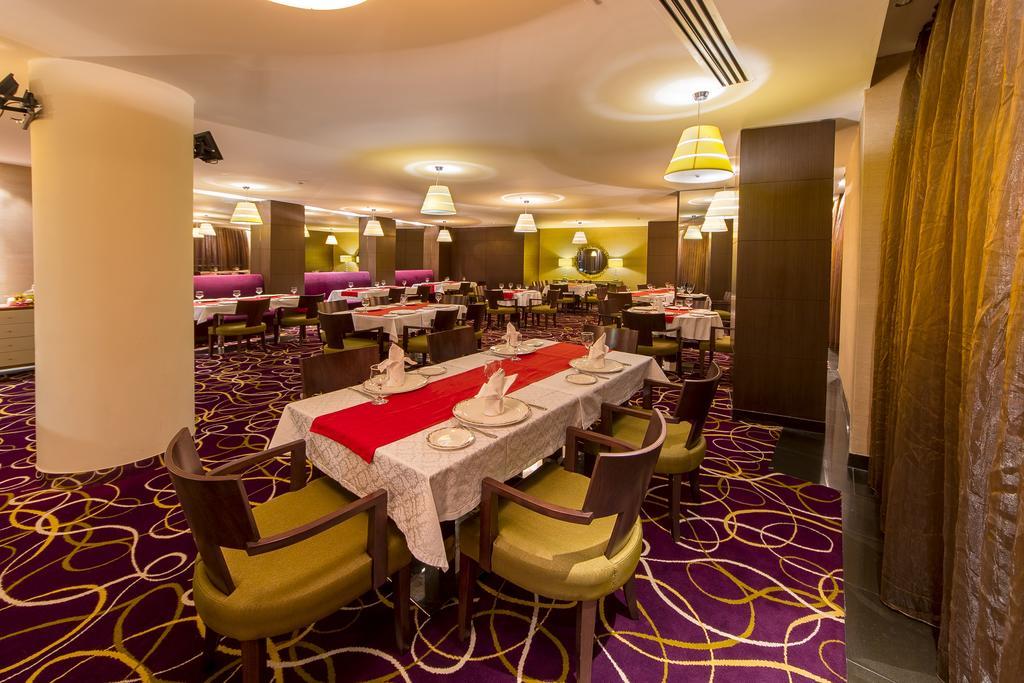 Hotel Grand Swiss Erbil Buitenkant foto