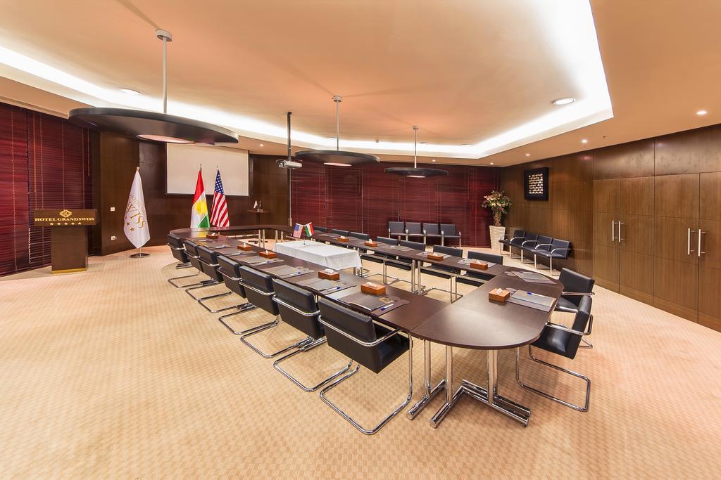 Hotel Grand Swiss Erbil Buitenkant foto