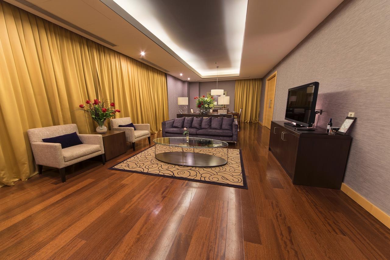 Hotel Grand Swiss Erbil Buitenkant foto